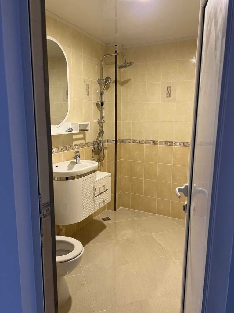 Дава се под наем Двустаен апартамент в Пловдив, Остромила - 60 кв.м за 275 € - Снимка #6