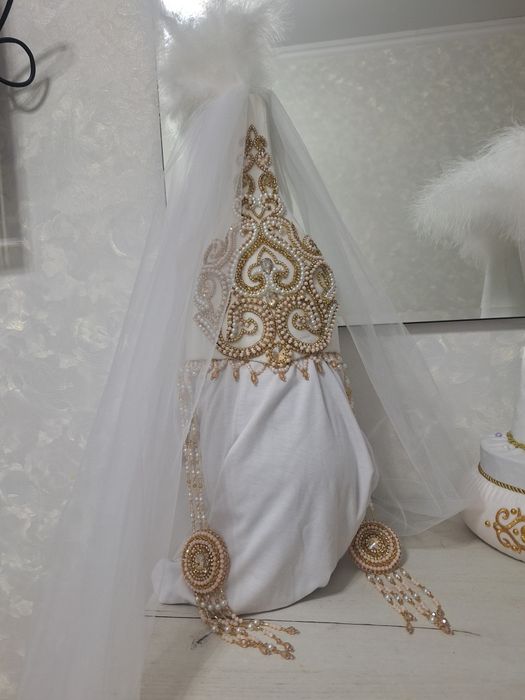 Саукеле национальный,  свадебный головной убор