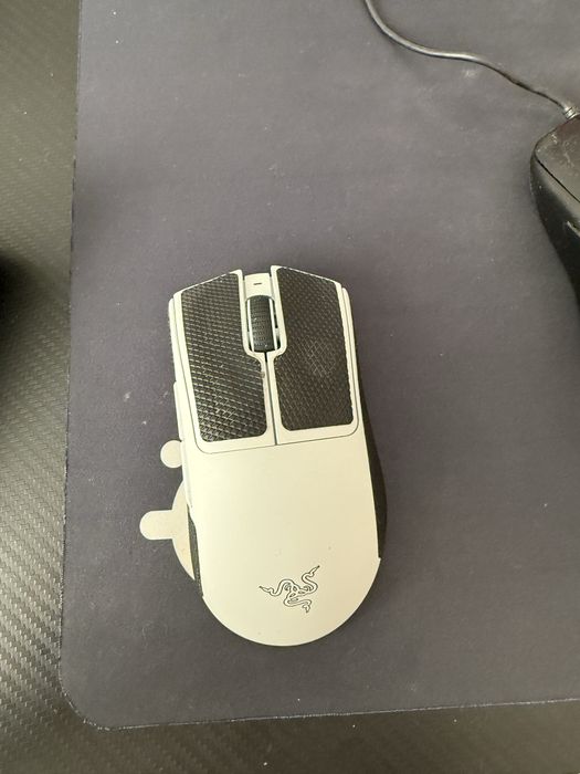 Razer DeathAdder v3 pro white