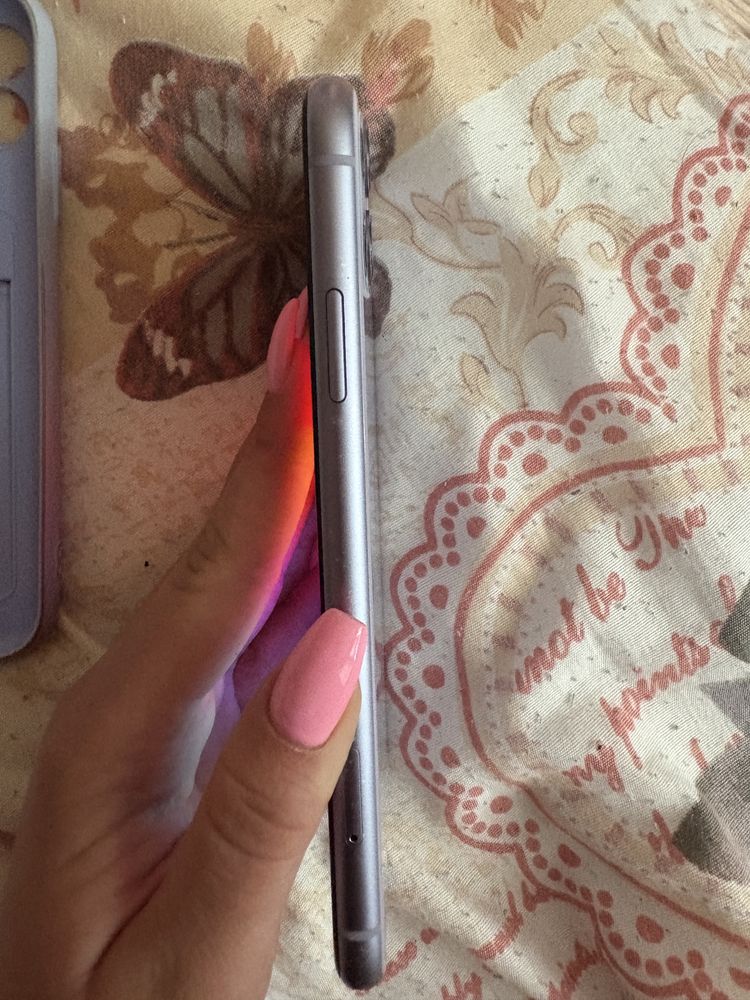 Iphone 11 Purple 64 GB