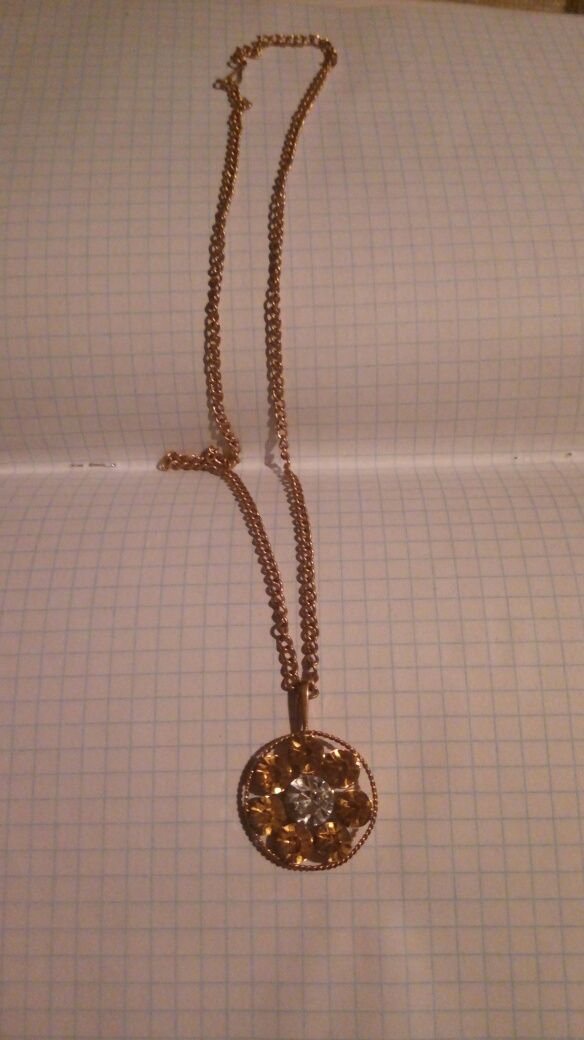 ## Золотистое Колье Ожерелье цепочка женская брошь цепь украшение &