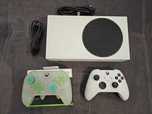 Xbox Series S 512GB / два джойстика
