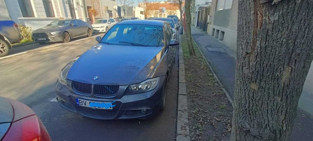 BMW e90 320i Pachet M