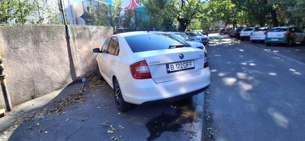 Vând Skoda Rapid