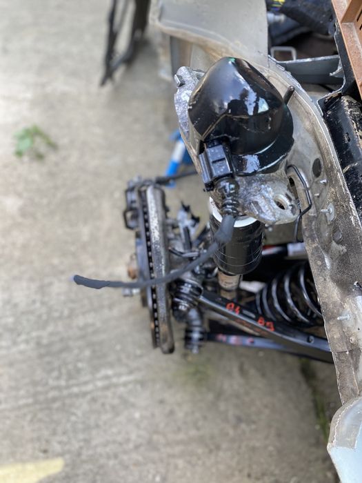 Amortizor electric stânga spate Audi A4 B9 break