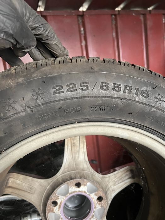Алуминиеви джанти със зимни гуми 16 цола за мерцедес