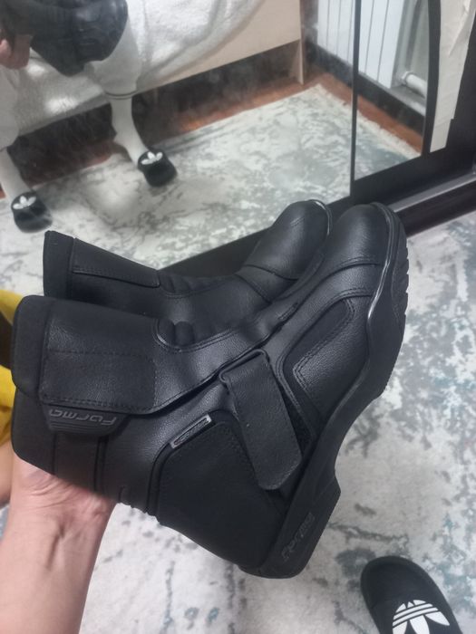 Сапог мужское. От фирмы Гортекс. Итальянский