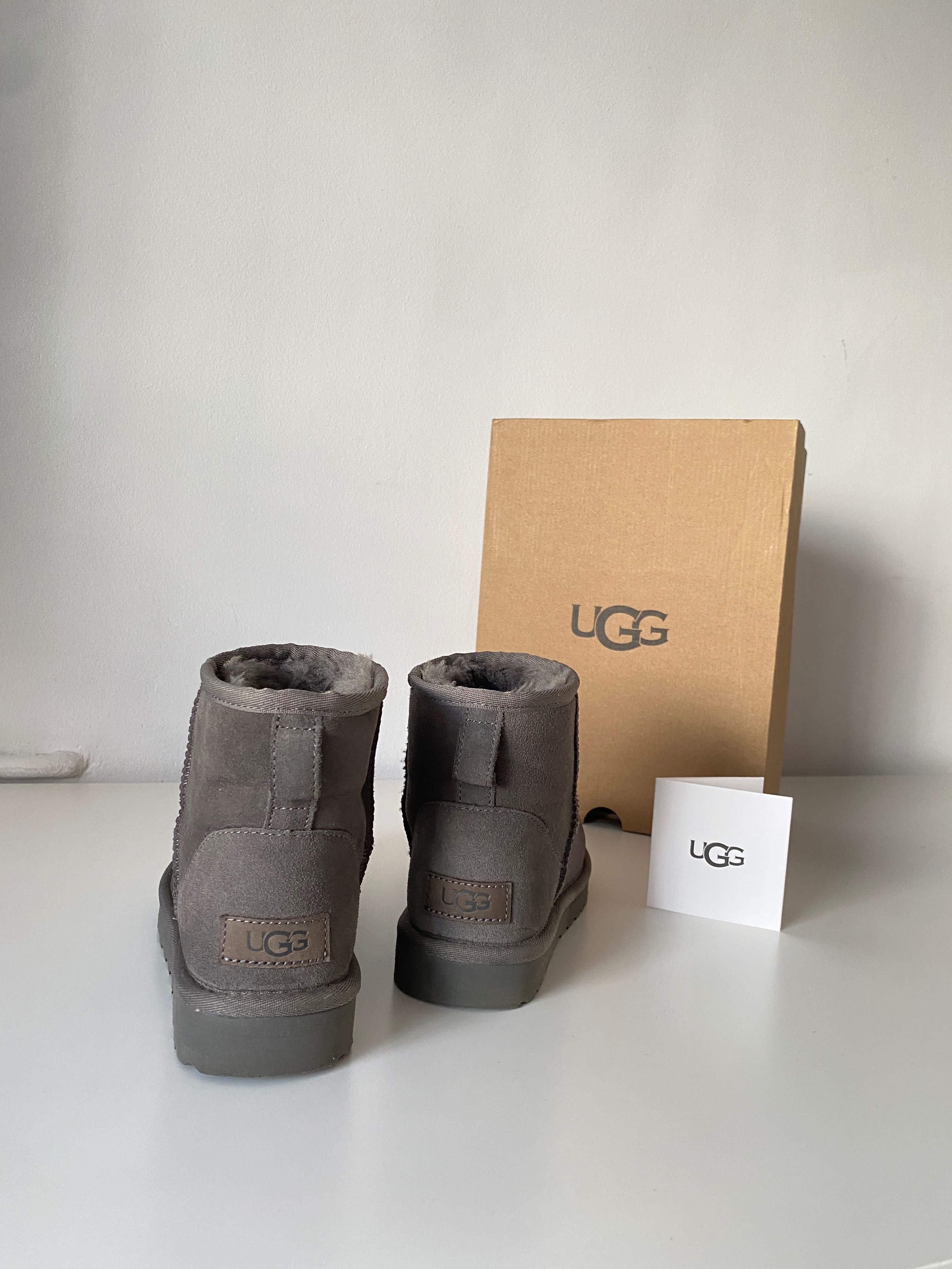 Ugg clasic mini 2 grey