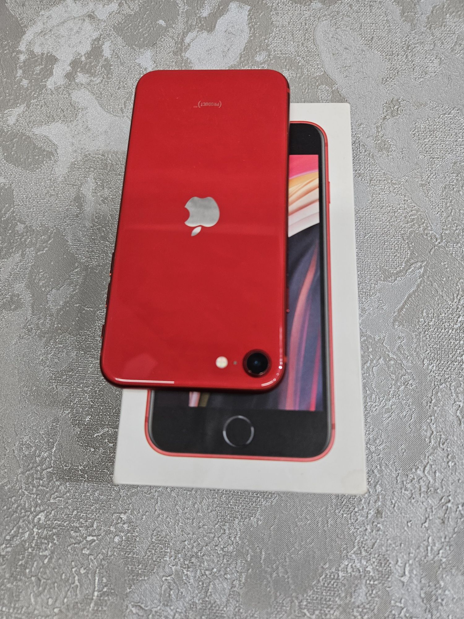Apple iPhone SE2020 64Gb(Риддер)Независимости22(лот369549)