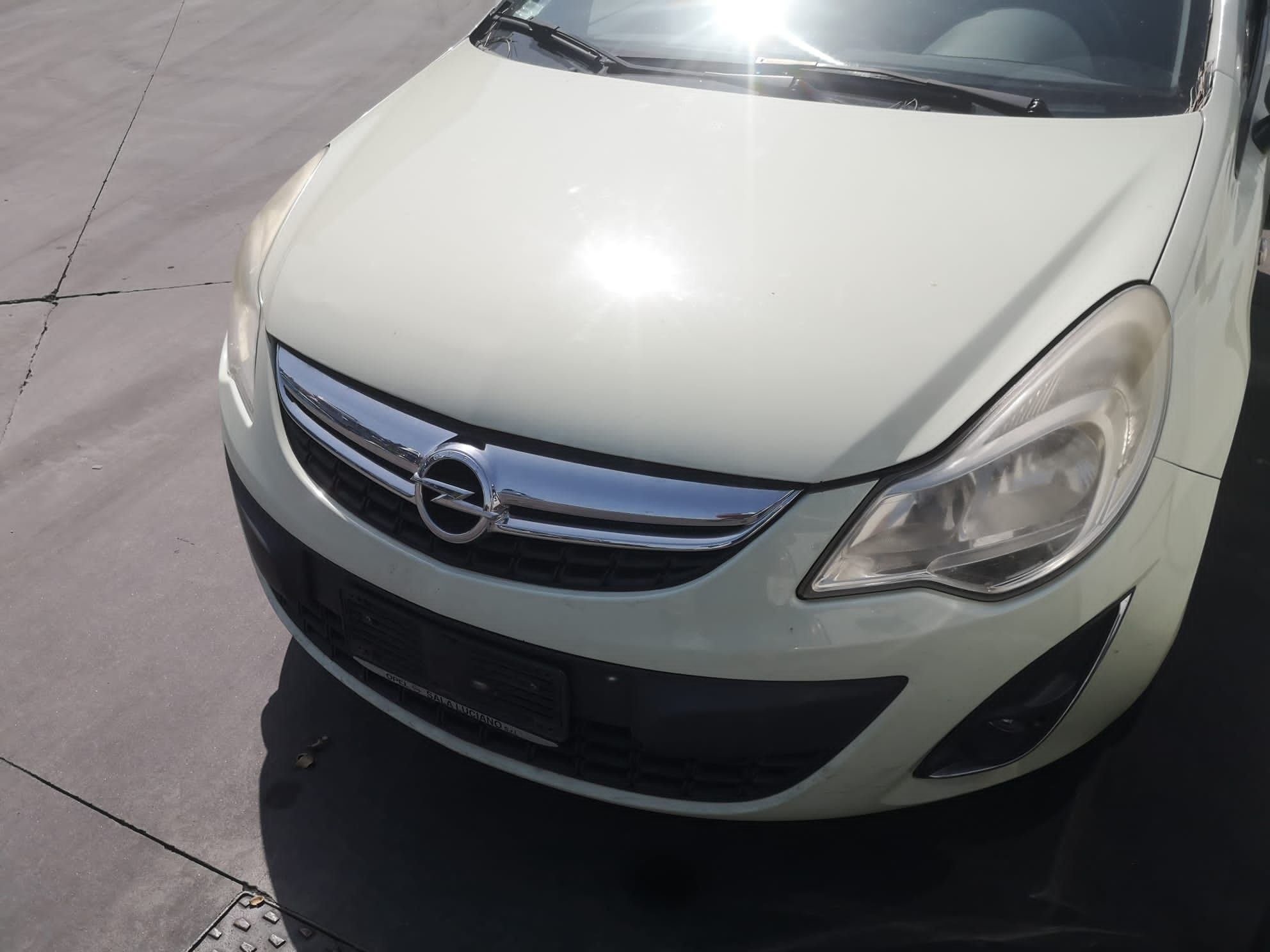 Dezmembrez opel corsa d facelift