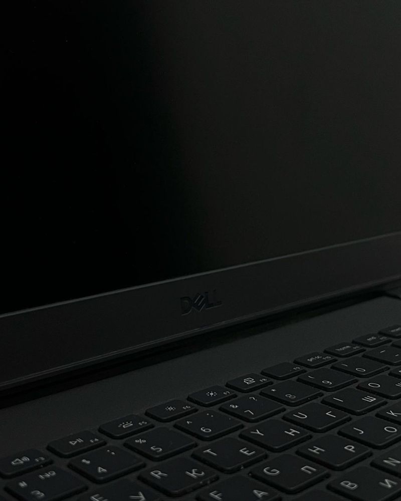 Ноутбук Dell.