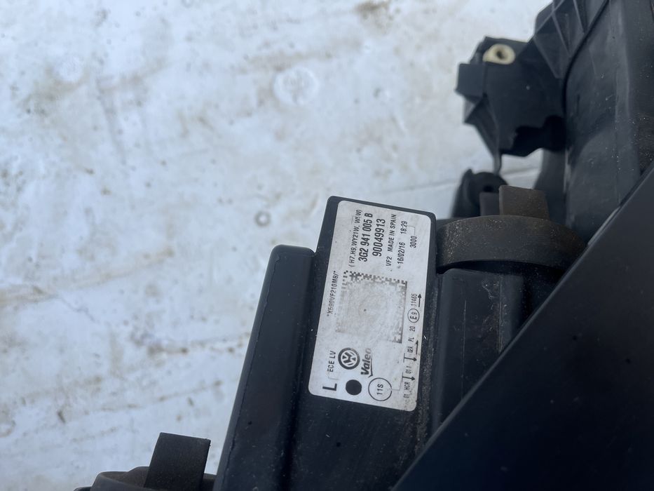 Far stanga dreapta VW Passat B8 3G2941005B 3G2941006B 2014-2018