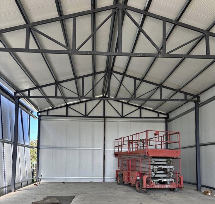 Vand hale si structuri metalice accept varinate cu duba