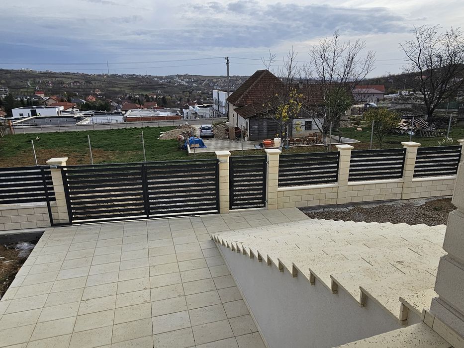 Casa str. Piersicilor, zona Dealuri Oradea (persoană fizică)