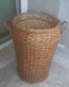 Кош за пране, плетен