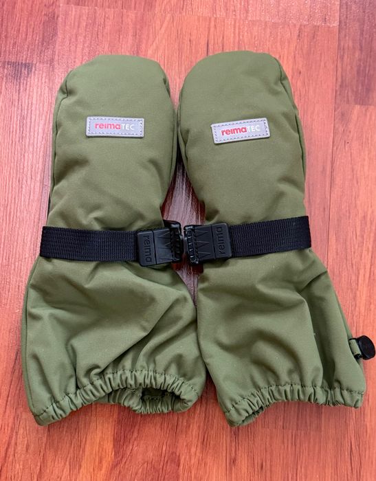 Зимние детские варежки Reima tec