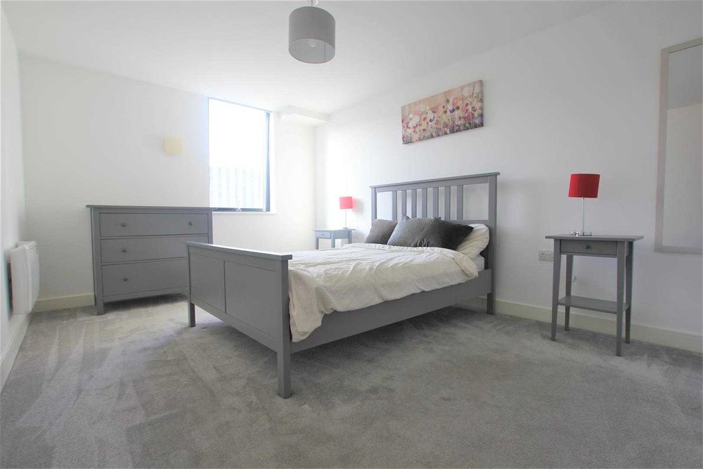 Дава се под наем Двустаен апартамент в София, Център - 56 кв.м за 397.8 € - Снимка #1