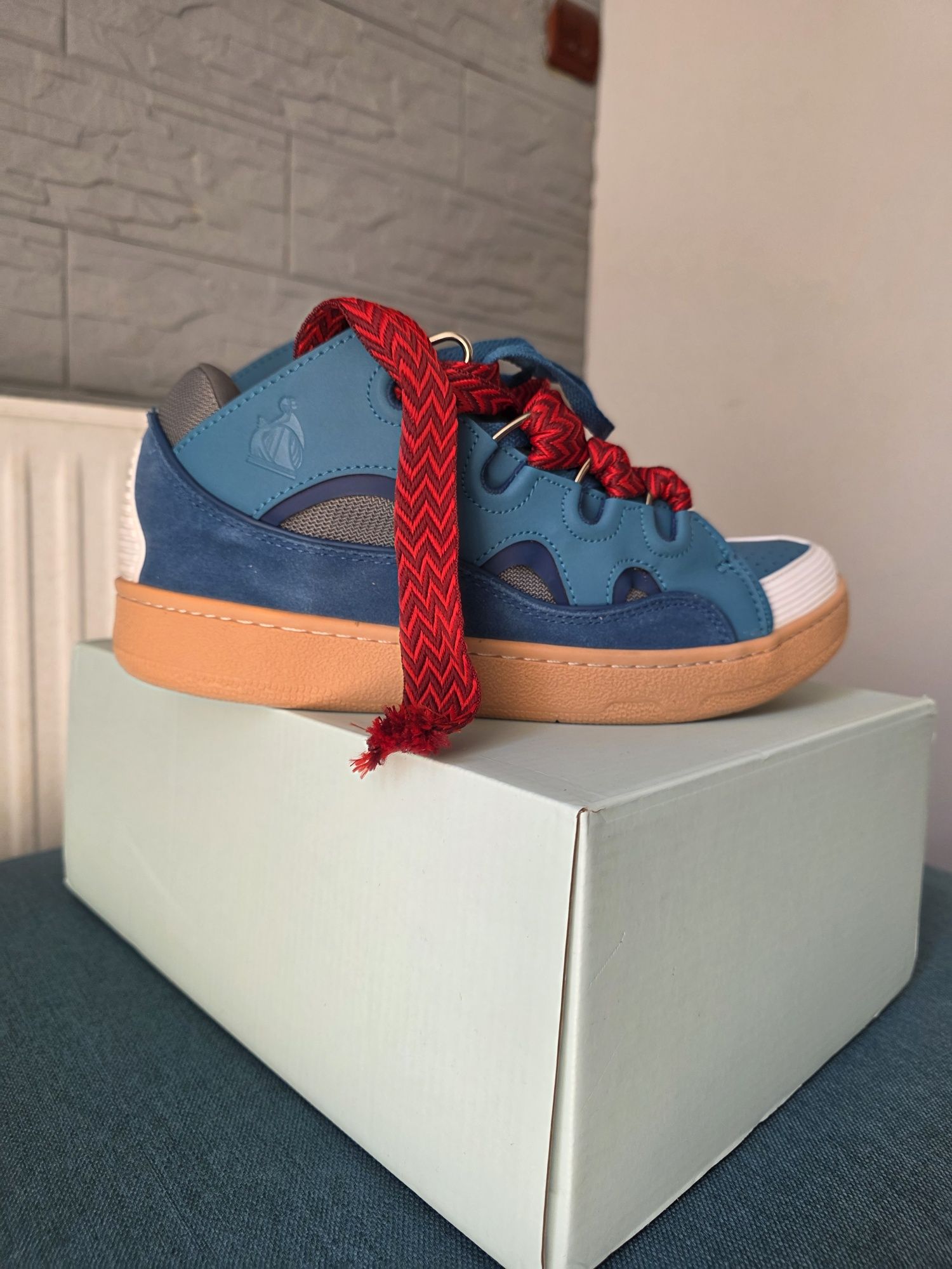 Vand Lanvin curb 43