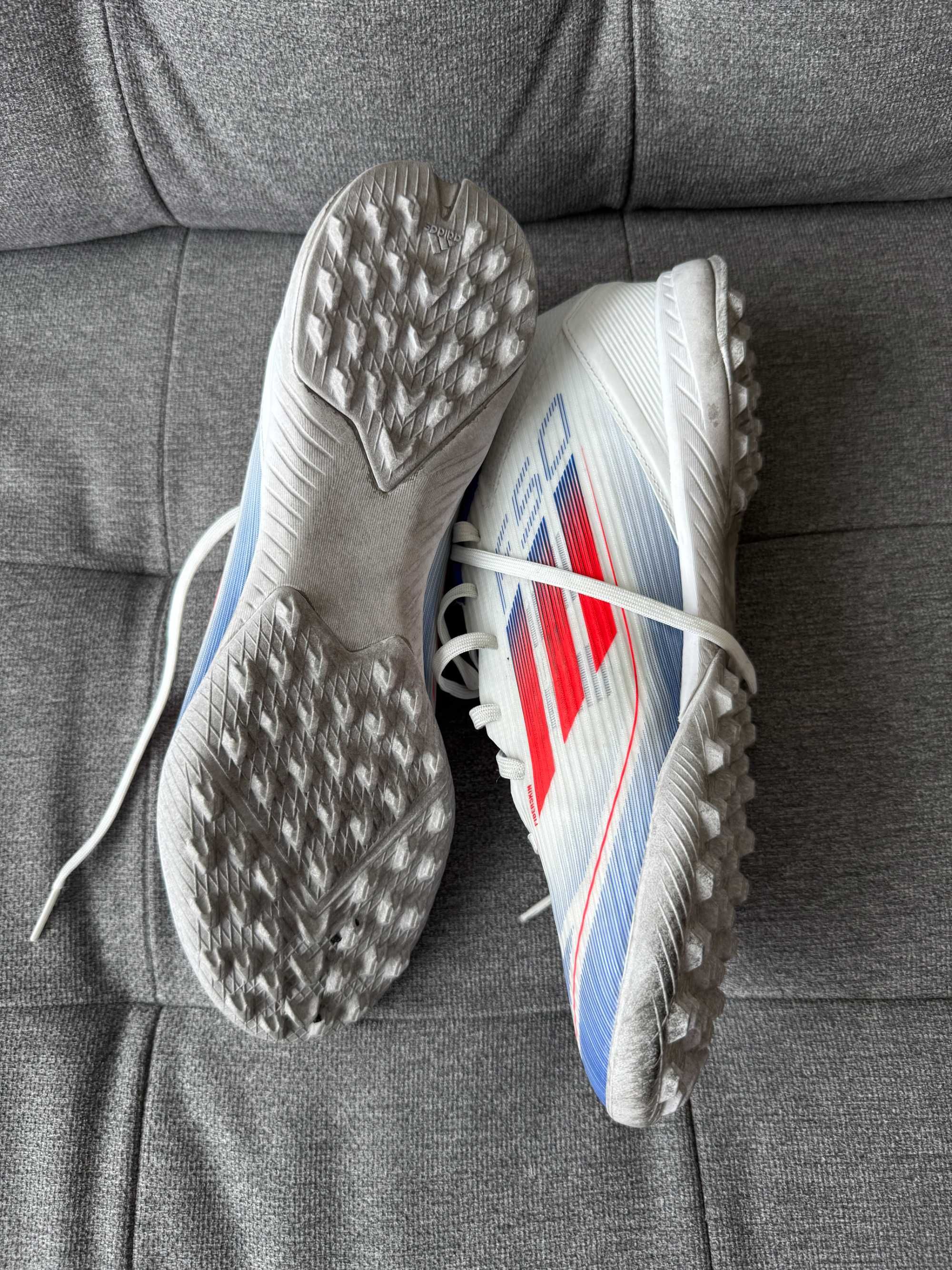 Футболните мъжки обувки Adidas F50 League размер 44