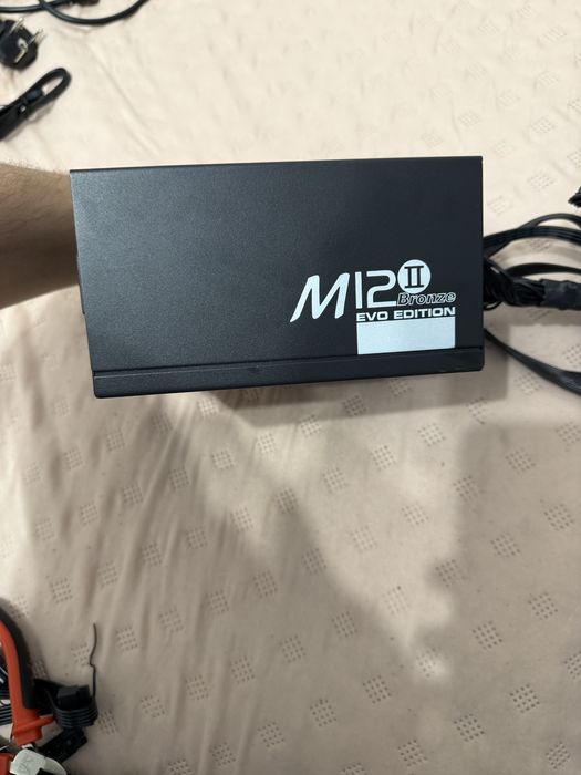 Sursa modulara 620w 80+ bronze