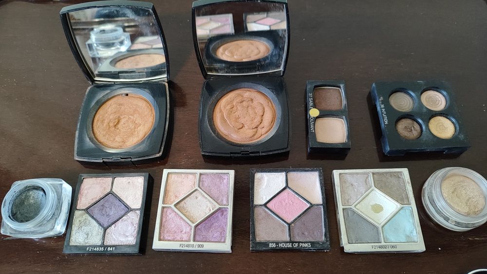 Продавам гримове на фирмите Guerlain, Chanel, Dior