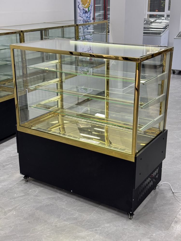 Холодильник под десерты,торты,выпечку,пироги