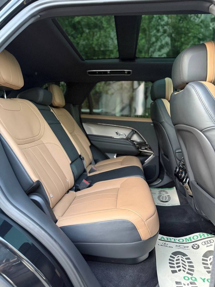Range Rover Sport P360 (hyibrid)