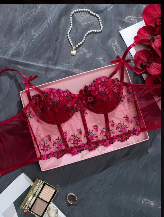 Корсеты/топы/Новые/разные