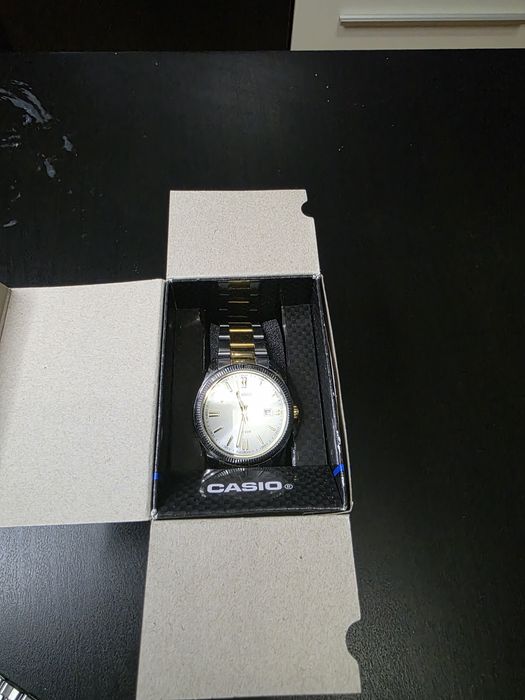 Vand castii jbl noi si ceasuri Casio
