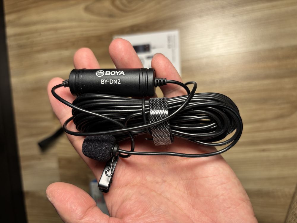 Срочно продам новый петличный микрофон от boya на type c