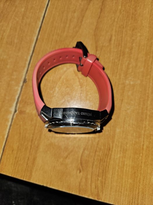 Часовник Sergio Tacchini