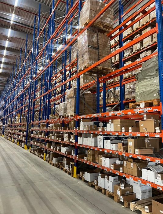 Rafturi metalice industriale