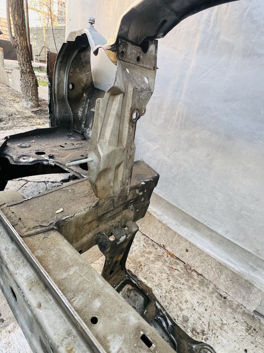 W 210 restayling uselitel (ekran telvizor)