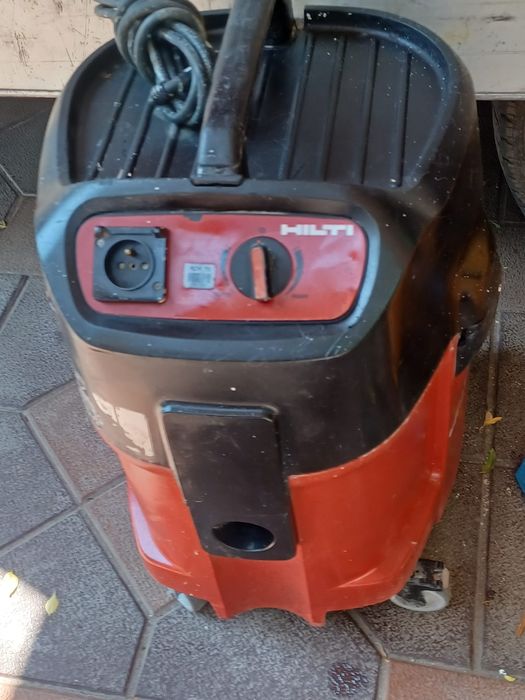 Aspirator industrial HILTI VCU 40 că nou
