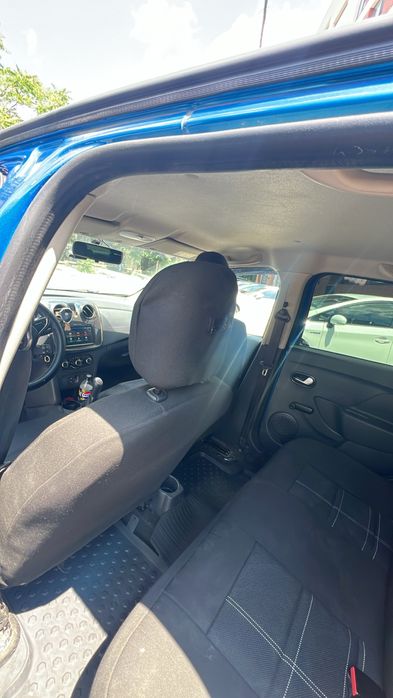 Logan 0.9 turbo GPL colantat Bolt uber 137612km reali