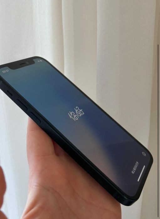 Iphone 12”  64 GB “80%