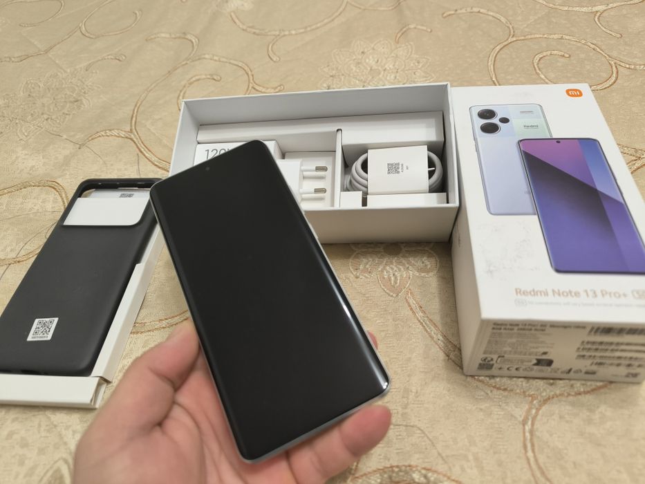V/S Xiaomi redmi note 13 pro plus NOU cu factură și garanție eMag