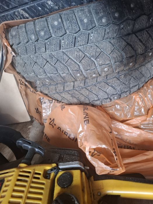 Продам шины зимние