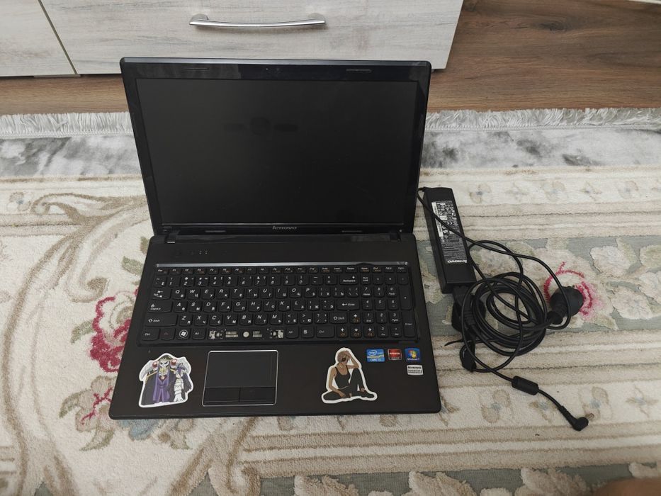 Lenovo ноутбук .