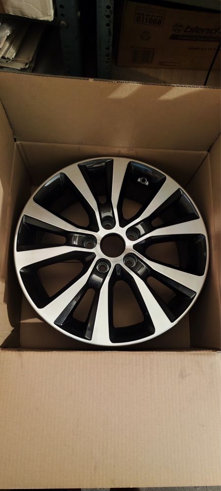 ЕДНА Алуминиева оригинална лята джанта 17” Hyundai I30 2017 - 2020