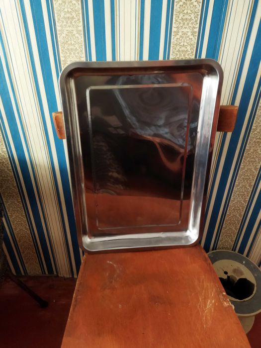 Продам     новый         Противень