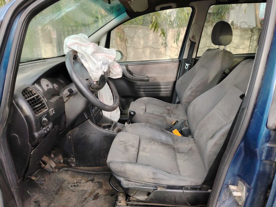 Opel Zafira 1.8 Benzina + GPL avariat (pt piese)