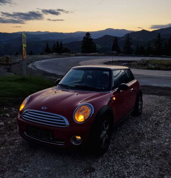 Mini Cooper, an 2009, 27.000 Km (certificati)!