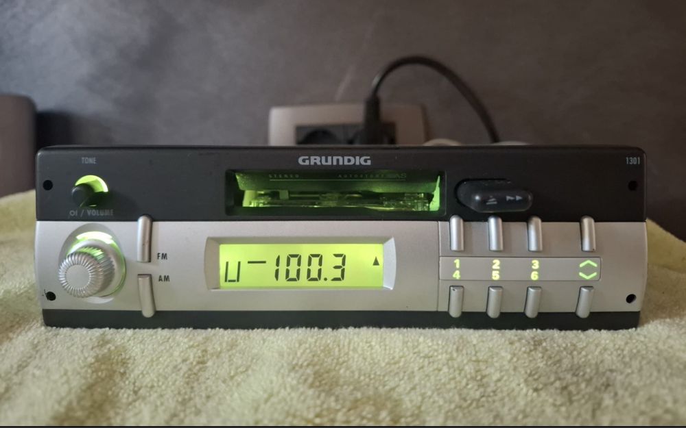 Radio auto vintage