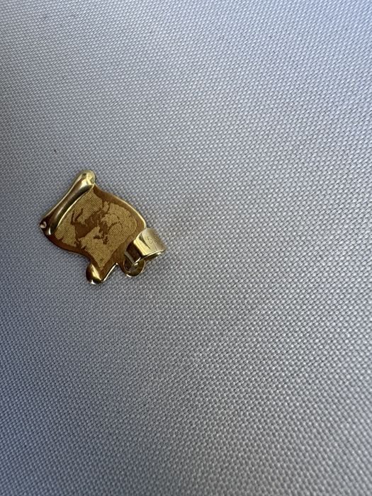 Pandantiv Sagetator aur 14 k