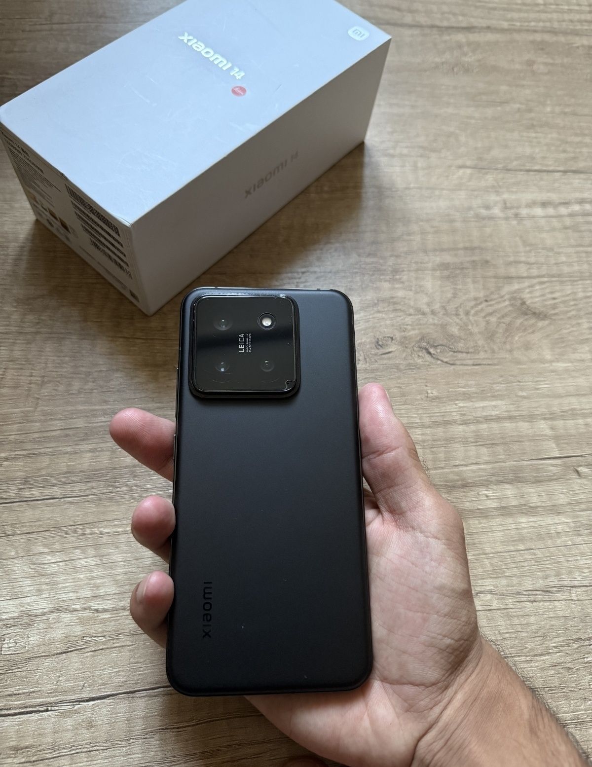 Xiaomi 14 flagman 12+4/256gb ideal