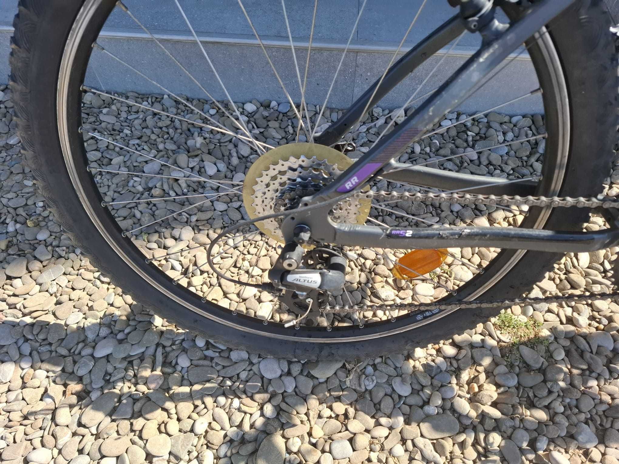 2 Biciclete MTB Rockrider 700 de lei amandoua