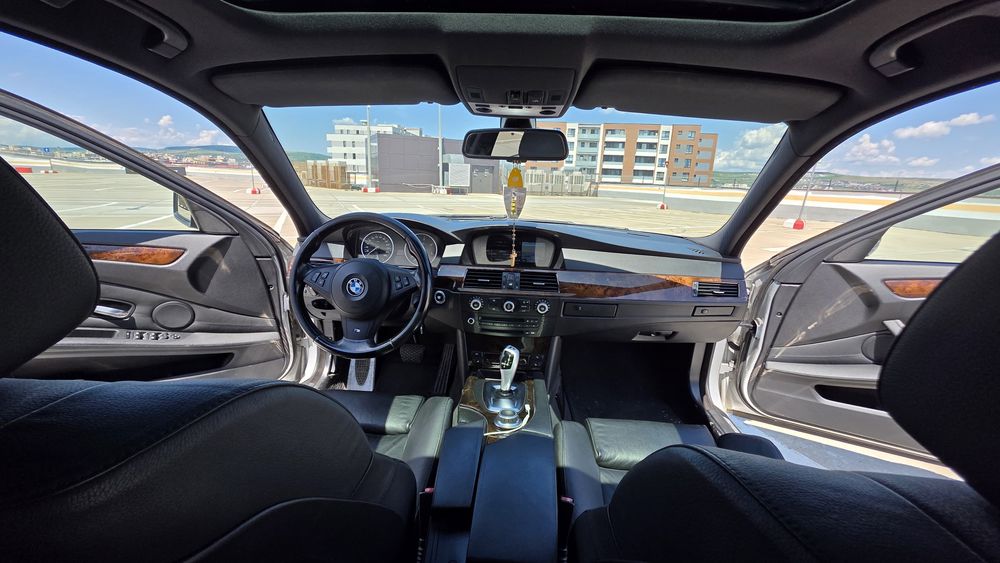 Vand BMW seria 5 e60 530d an 2008