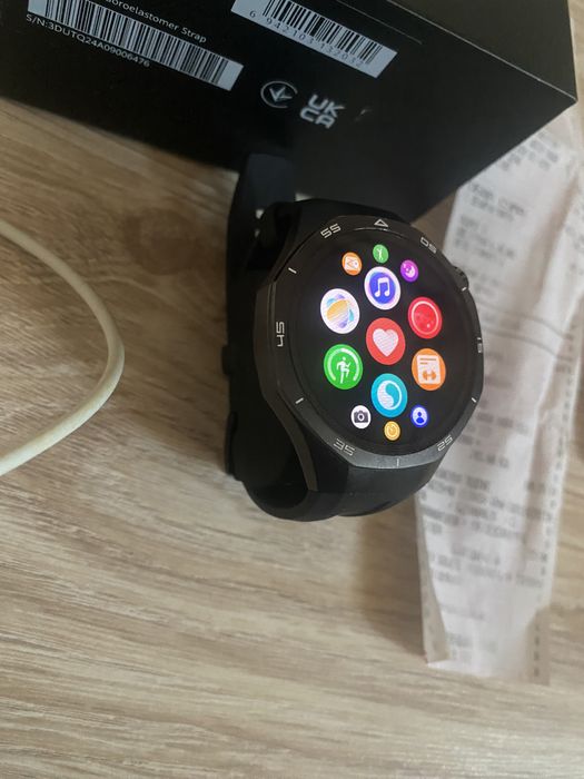 Huawei Watch GT 5 Pro в перфектно състояние