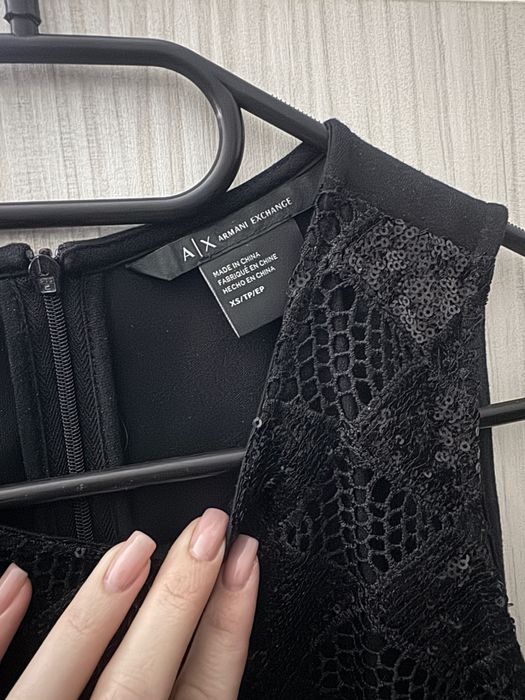 Черна рокля Armani Exchange